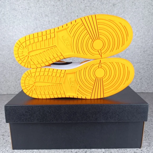 Nike Air Jordan 1 Mid Taxi Sneakers Shoes - Picture 8 of 12